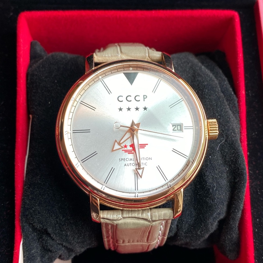 NWT AUTOMATIC CCCP WATCH IN ROSE GOLD TONE W/ LEATHER BAND